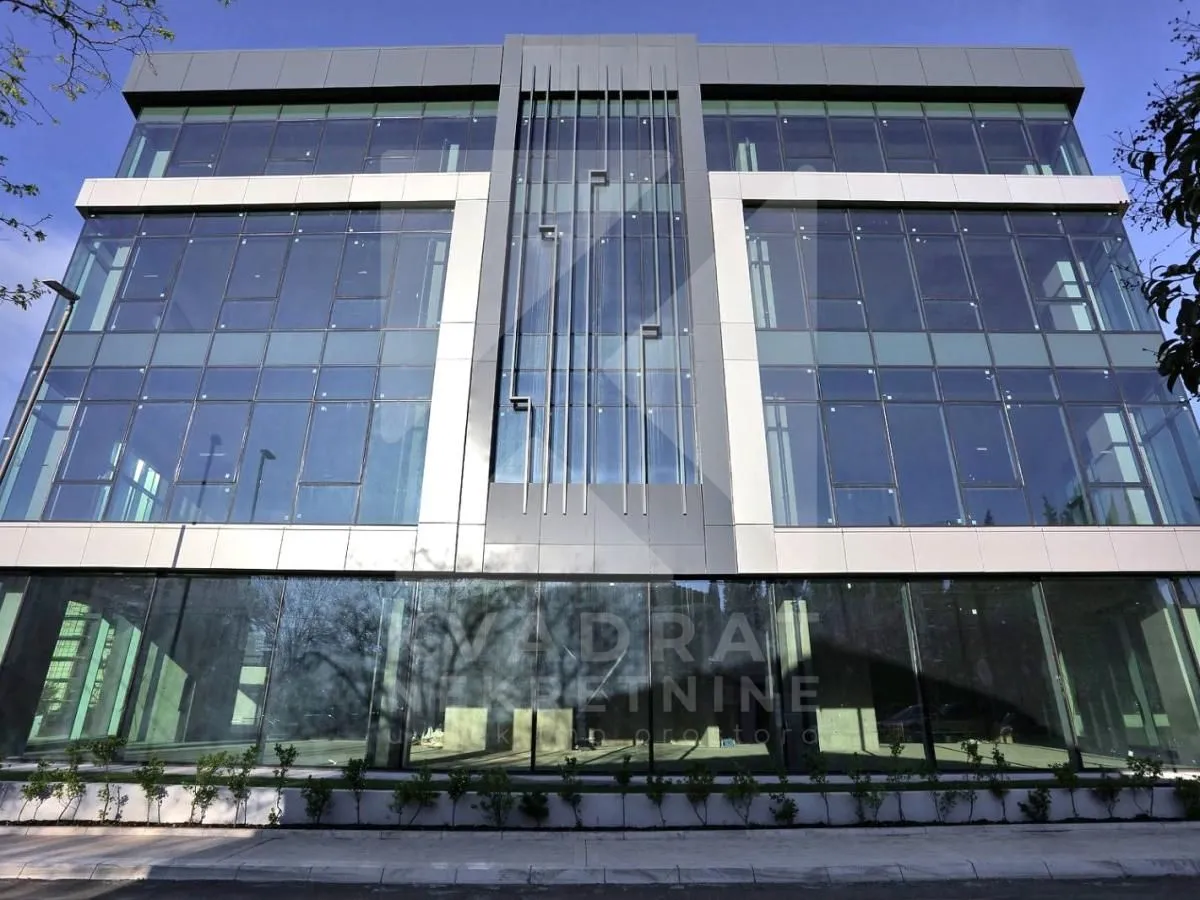 Rent, office space, 378m², Centar, Podgorica