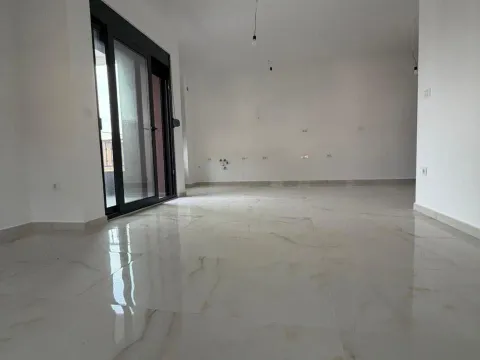 Sale, one bedroom apartment, 56m², Čeluga, Bar - image 3