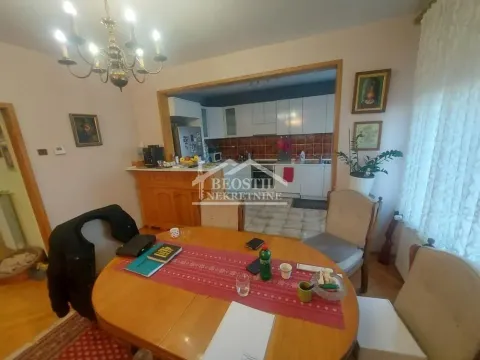 Sale, house, 356m², Centar, Smederevo - image 6