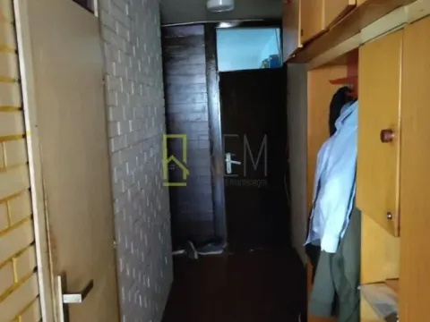 Prodaja, trosoban stan, 100m², Blok 5, Podgorica - image 10