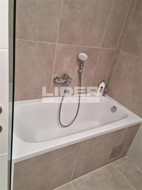 Rent, two bedroom apartment, 62m², Novi Beograd Blok 65, Novi Beograd Sve Podlokacije
