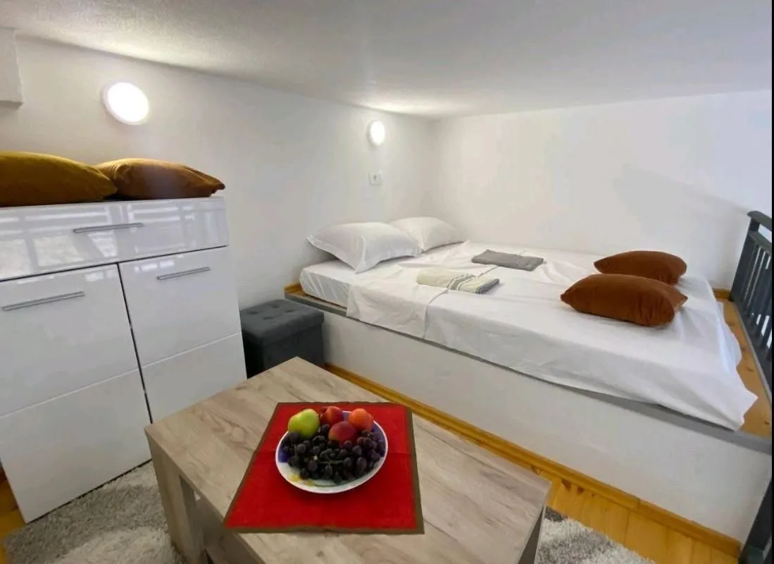 Sale, two bedroom apartment, 58m², Sutomore, Bar