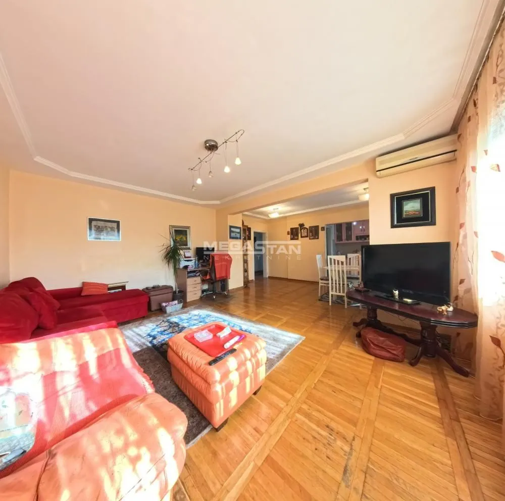 Sale, four bedroom apartment, 101m², Vukov Spomenik, Zvezdara Sve Podlokacije