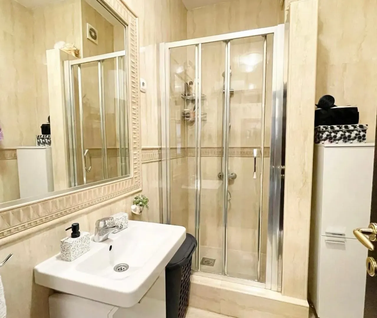 Rent, one bedroom apartment, 55m², Centar, Podgorica