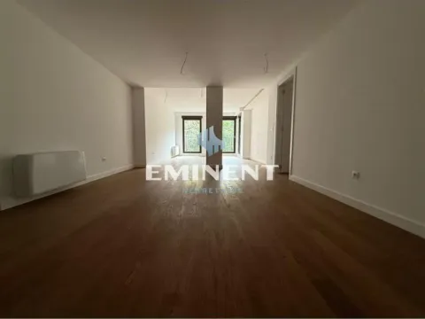 Izdavanje, četvorosoban stan, 129m², Crveni Krst, Beograd - image 3