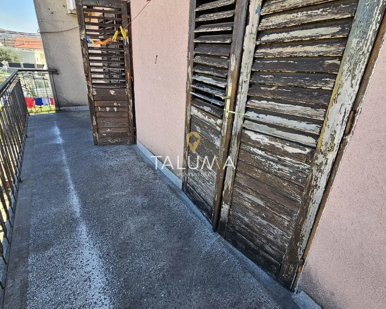 Sale, house, 300m², Masline, Podgorica
