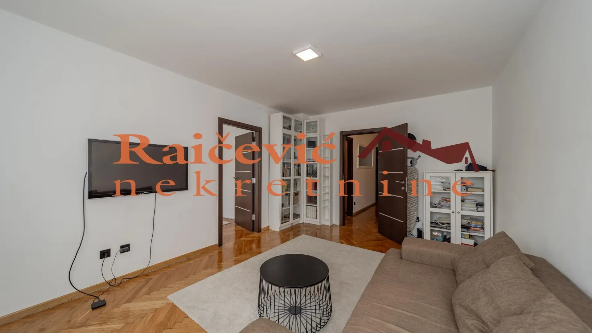 Sale, three bedroom apartment, 68m², Stari Grad, Beograd