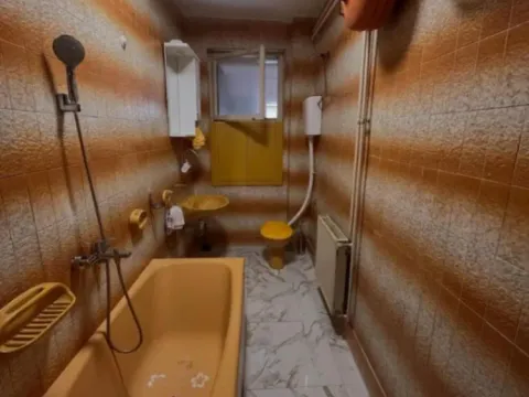 Izdavanje, dvosoban stan, 70m², Centar, Podgorica - image 2