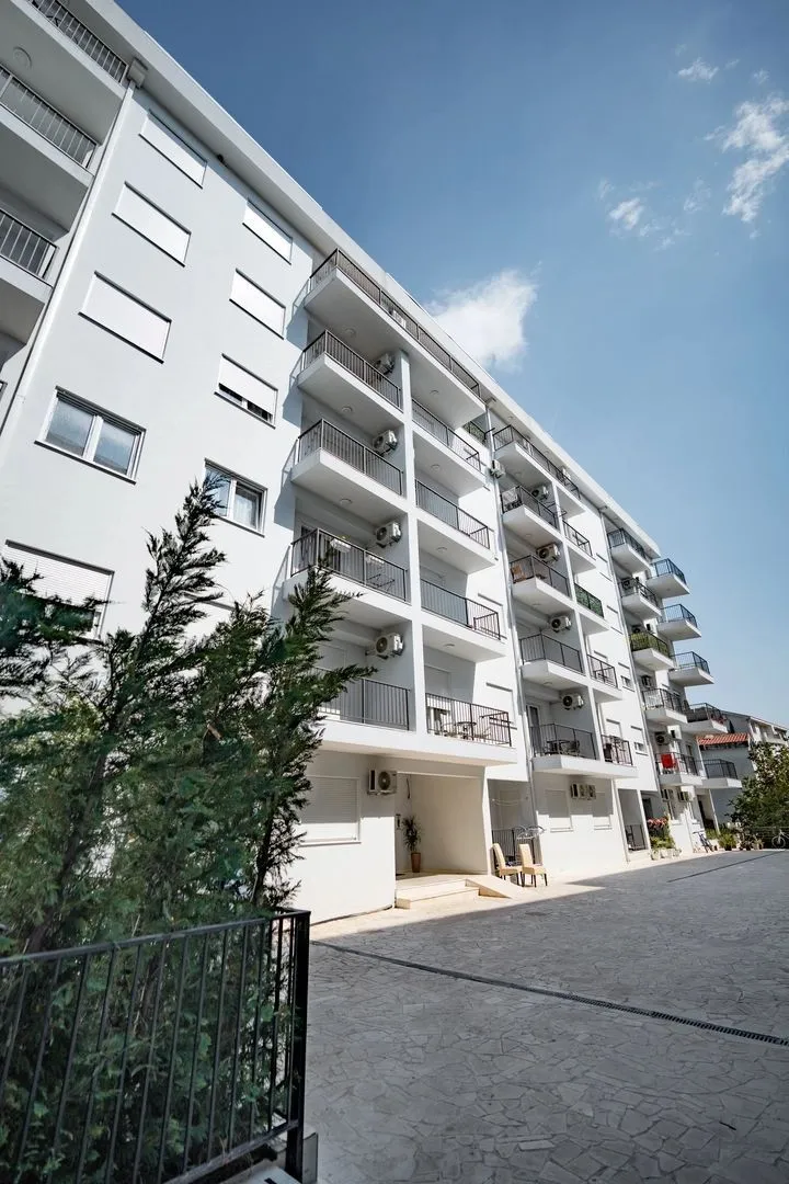 Prodaja, jednosoban stan, 46m², Centar, Budva