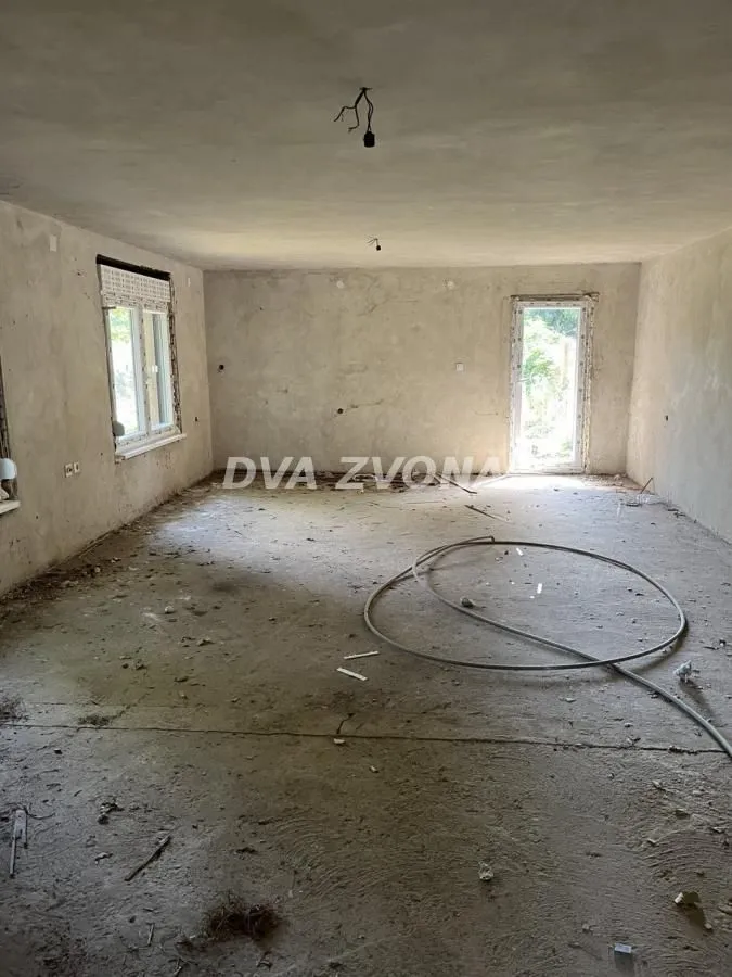 Prodaja, kuća, 100m², Čortanovci, Inđija