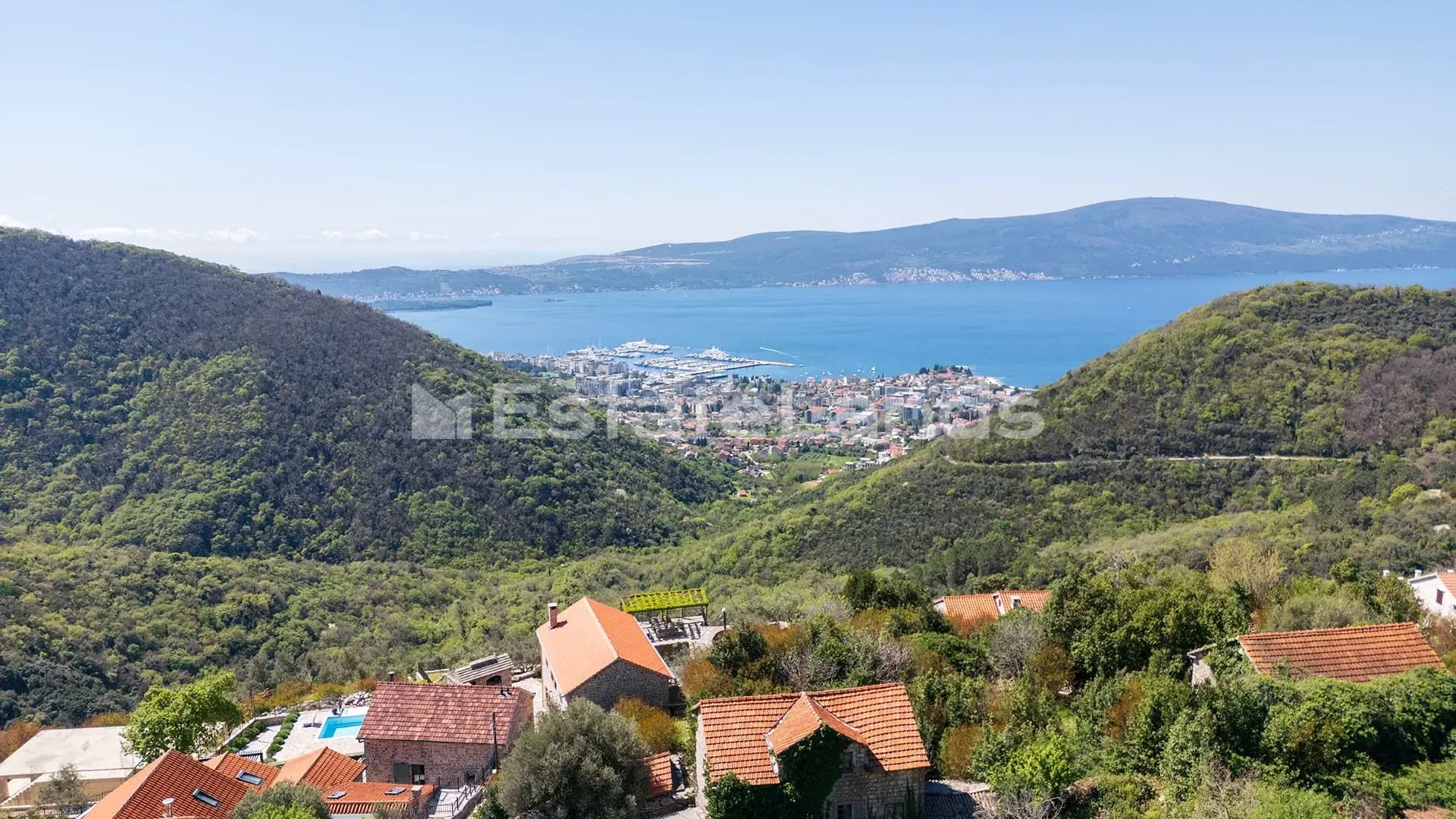 Prodaja, plac, 347m², Donja Lastva, Tivat