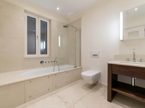 Prodaja, trosoban stan, 228m², Porto Montenegro, Tivat - image 22