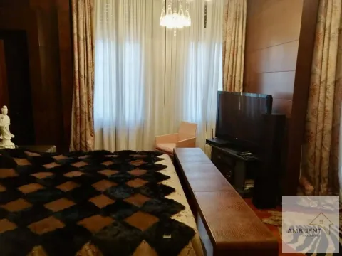 Prodaja, kuća, 1690m², Slavija, Vračar Sve Podlokacije - image 19