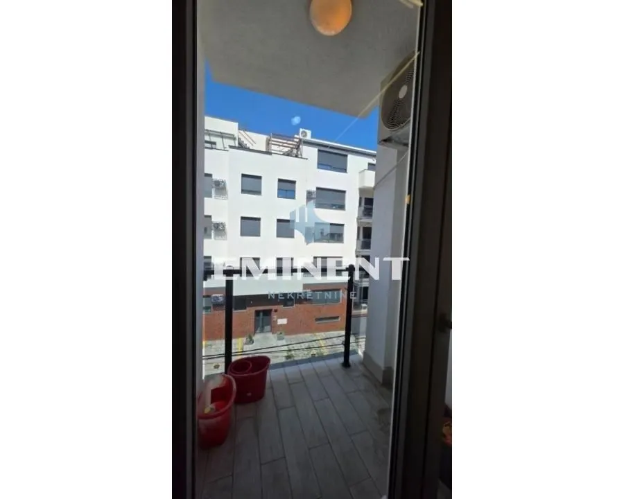 Sale, three bedroom apartment, 116m², Cvetkova Pijaca, Zvezdara Sve Podlokacije