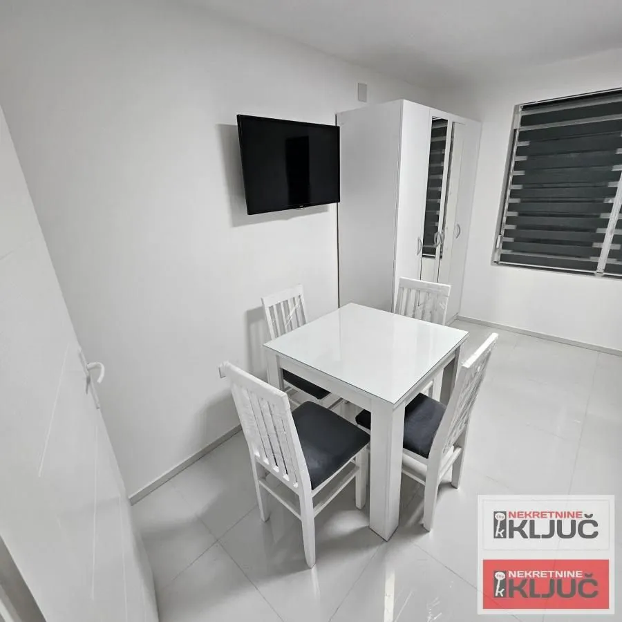 Izdavanje, garsonjera, 27m², Telep, Novi Sad Sve Podlokacije