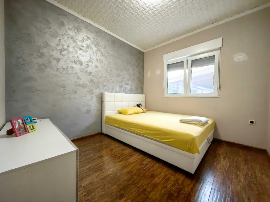 Rent, four bedroom apartment, 130m², Donja Gorica, Podgorica