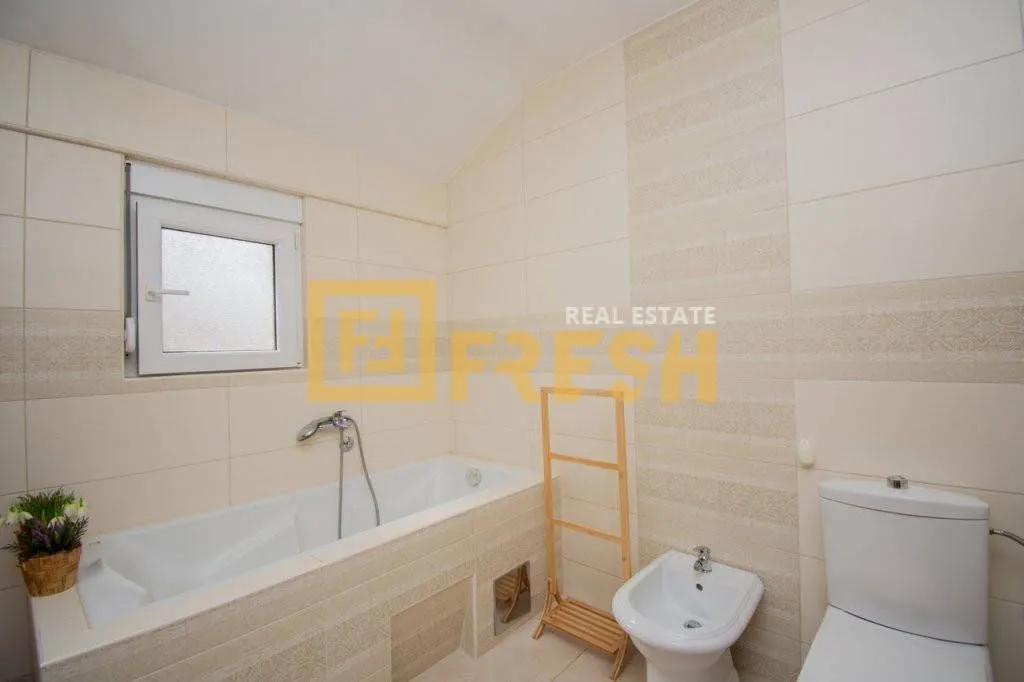 Sale, three bedroom apartment, 80m², Zabjelo, Podgorica