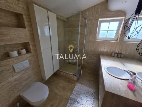 Rent, house, 300m², Gornja Gorica, Podgorica - image 10