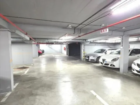 Prodaja, stan, 140m², Voždovac Sve Podlokacije, Beograd - image 21