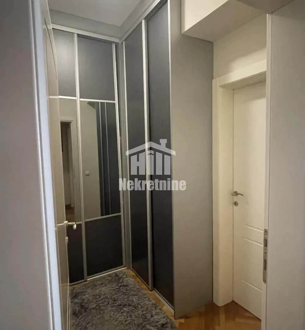 Prodaja, dvosoban stan, 75m², Novi Beograd Sve Podlokacije, Beograd