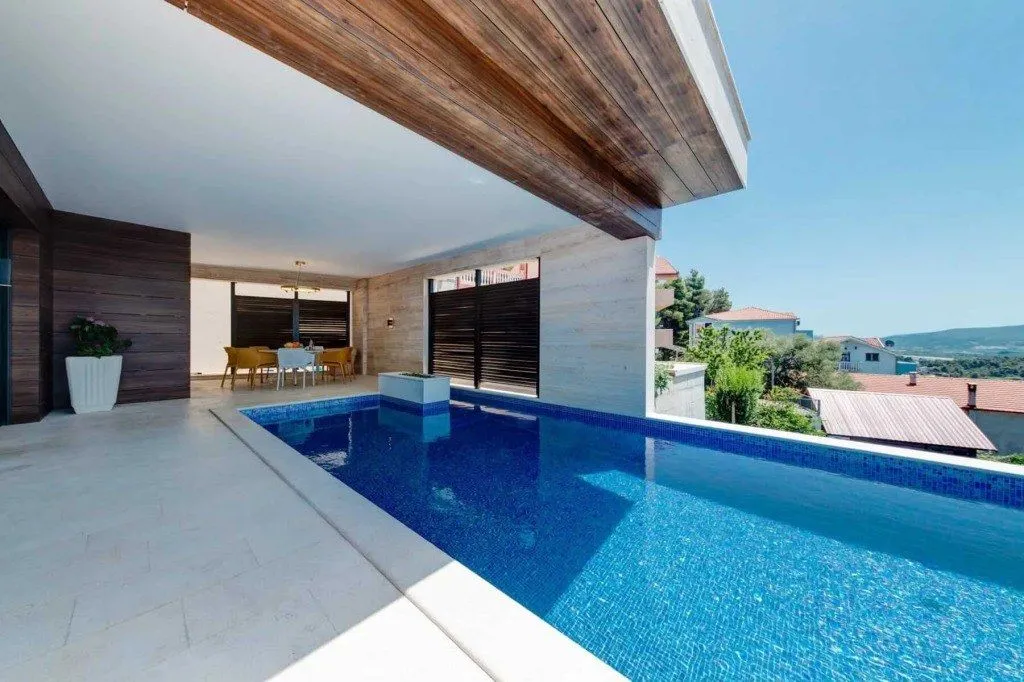 Prodaja, kuća, 311m², Centar, Tivat