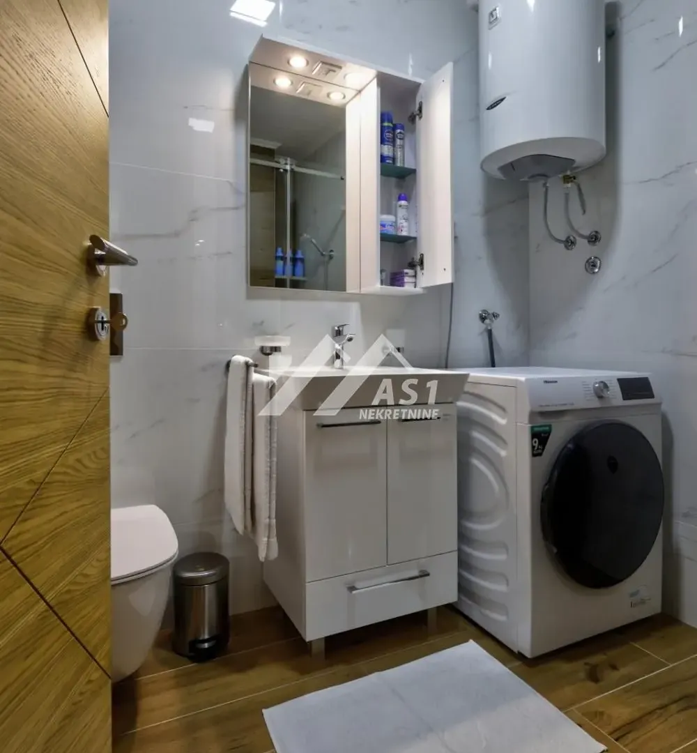 Izdavanje, jednosoban stan, 44m², Spens, Novi Sad Sve Podlokacije