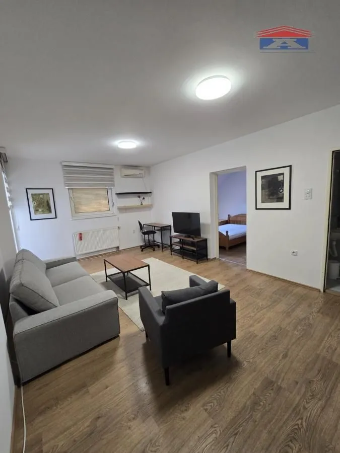 Izdavanje, dvosoban stan, 54m², Grbavica, Novi Sad Sve Podlokacije