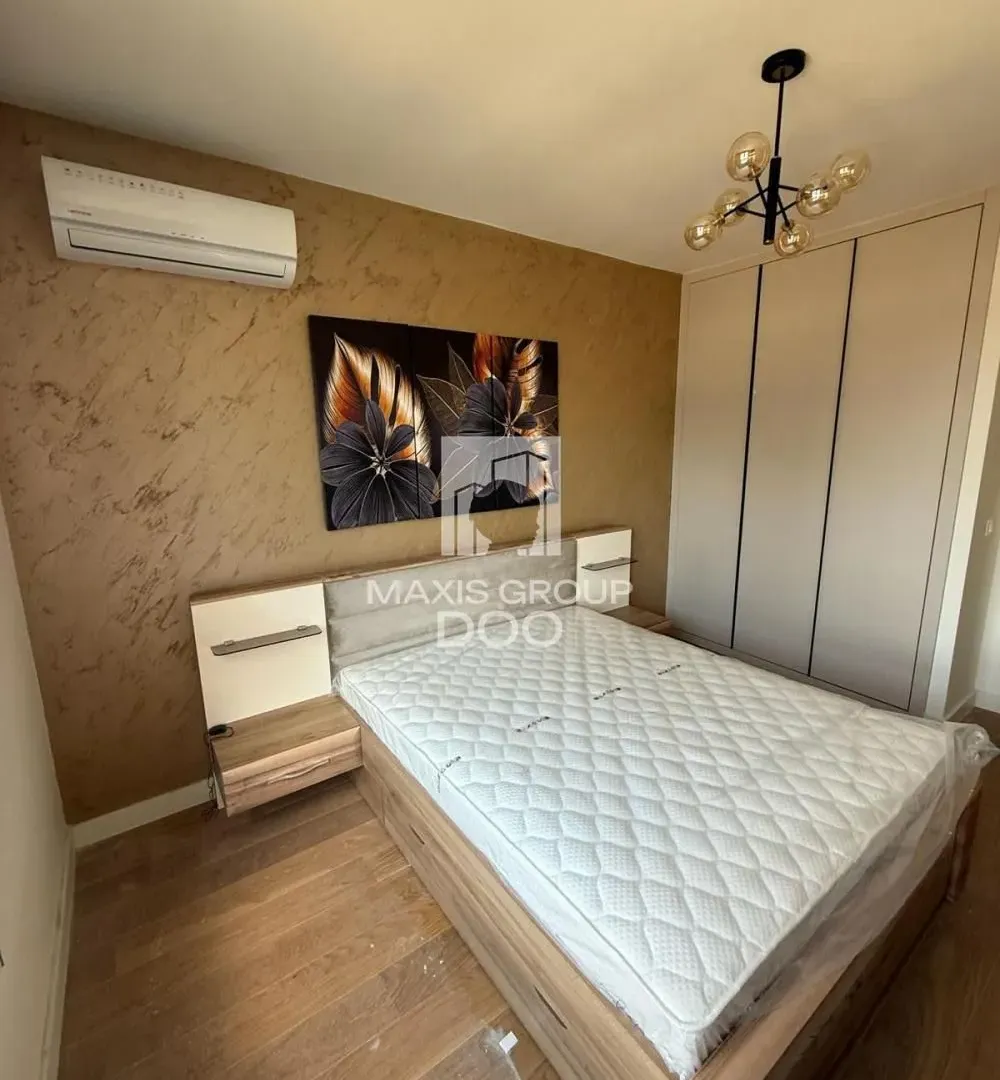 Rent, two bedroom apartment, 59m², Savski Venac, Beograd
