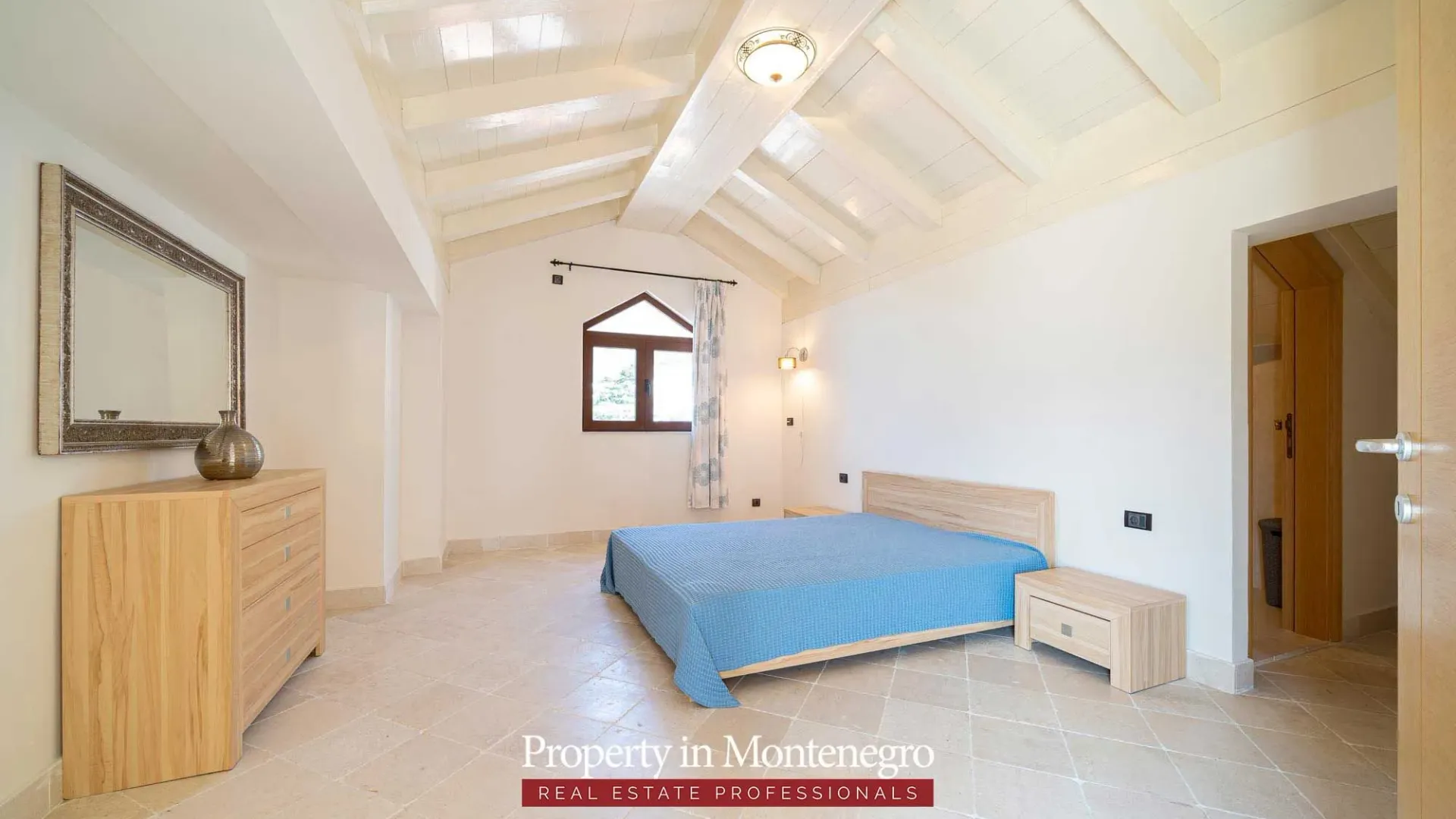Sale, house, 971m², Petrovac, Budva