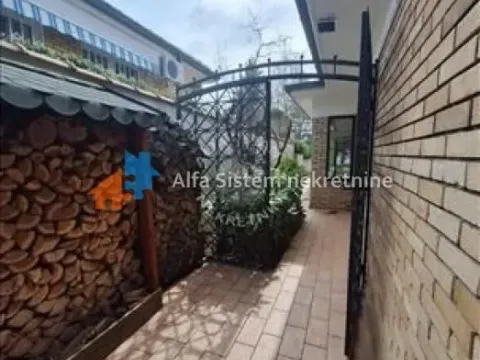 Rent, house, 300m², Čukarica, Beograd - image 19