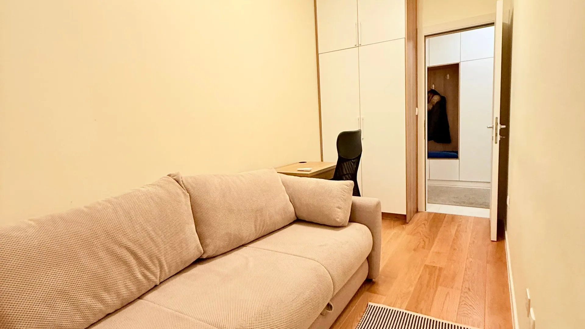 Rent, three bedroom apartment, 94m², Central Point, Podgorica
