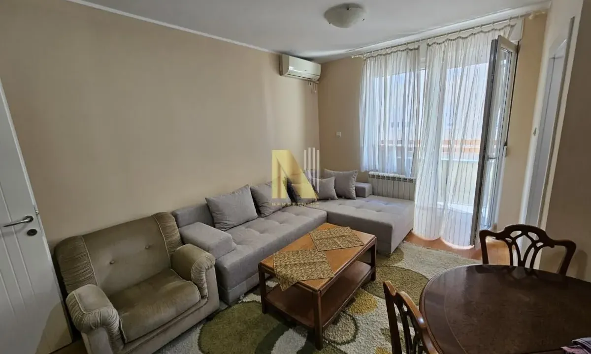 Izdavanje, jednosoban stan, 42m², Rotkvarija, Novi Sad Sve Podlokacije