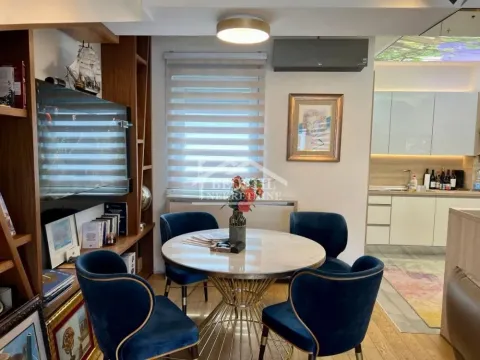 Sale, two bedroom apartment, 83m², Vračar Centar, Vračar Sve Podlokacije - image 2