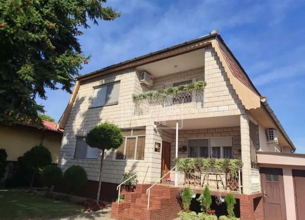 Prodaja, kuća, 171m², Palić, Subotica