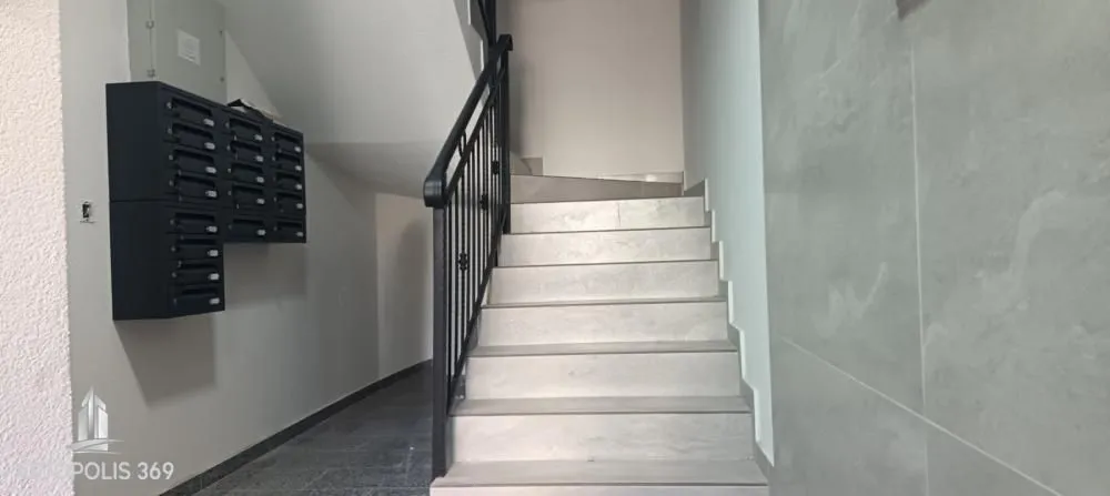 Prodaja, trosoban stan, 77m², Cvetkova Pijaca, Zvezdara Sve Podlokacije