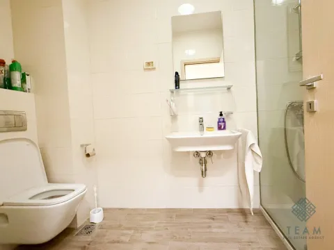 Prodaja, dvosoban stan, 68m², City Kvart, Podgorica - image 12