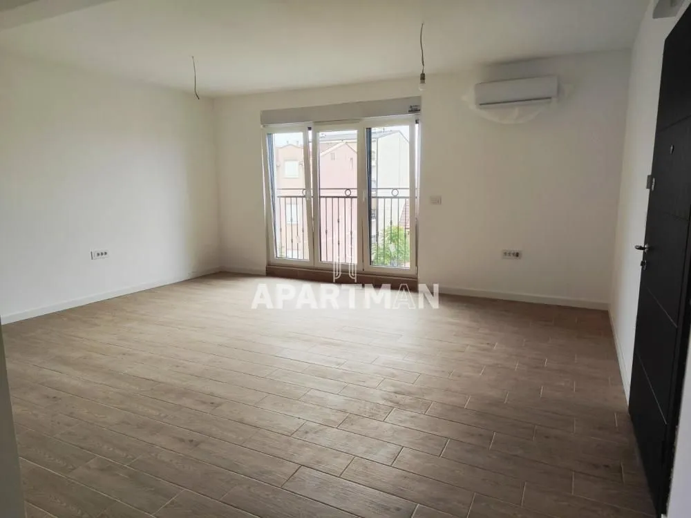 Prodaja, trosoban stan, 68m², Olimp, Zvezdara Sve Podlokacije