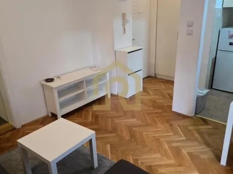 Izdavanje, jednosoban stan, 22m², Đeram Pijaca, Beograd - image 4