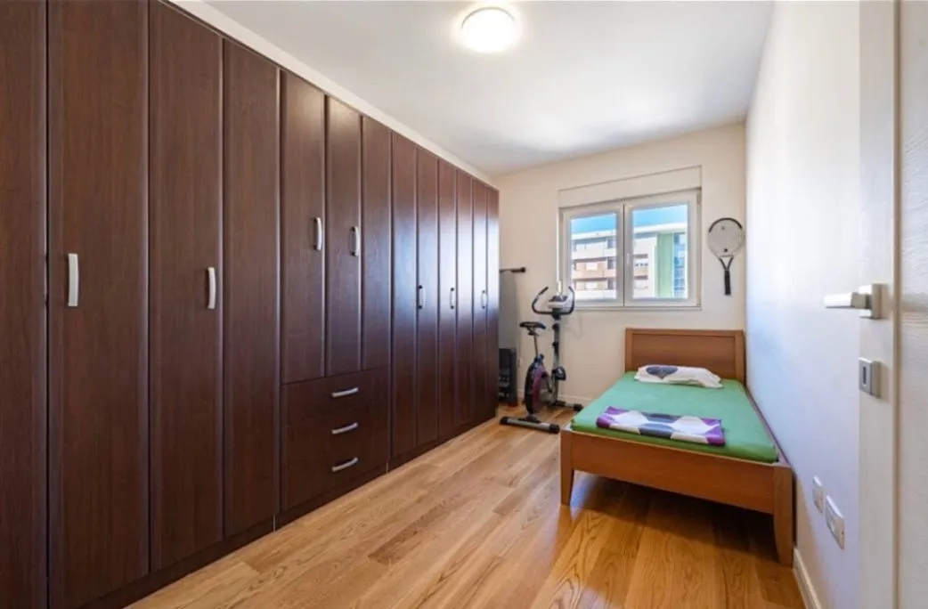 Rent, two bedroom apartment, 68m², Central Point, Podgorica
