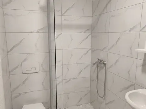 Izdavanje, jednosoban stan, 43m², Zagorič, Podgorica - image 3