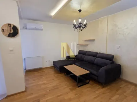 Izdavanje, četvorosoban stan, 81m², Bulevar Evrope, Novi Sad Sve Podlokacije - image 2