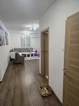 Izdavanje, trosoban stan, 103m², Tološka šuma, Podgorica - image 25