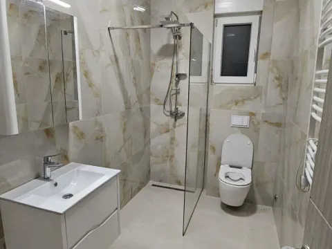 Prodaja, dvosoban stan, 70m², Herceg Novi, Crna Gora - image 5