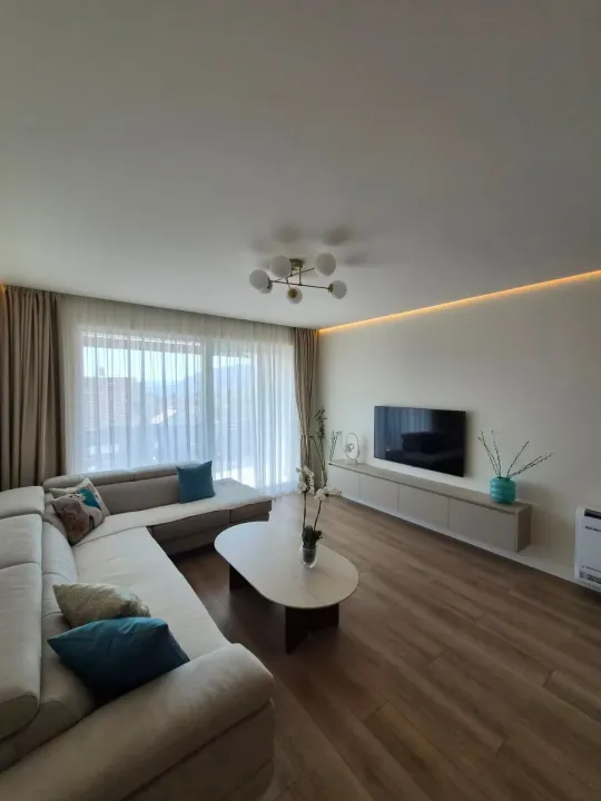 Rent, two bedroom apartment, 84m², Kalimanj, Tivat