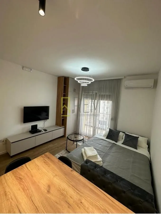 Prodaja, garsonjera, 26m², Pobrežje, Podgorica