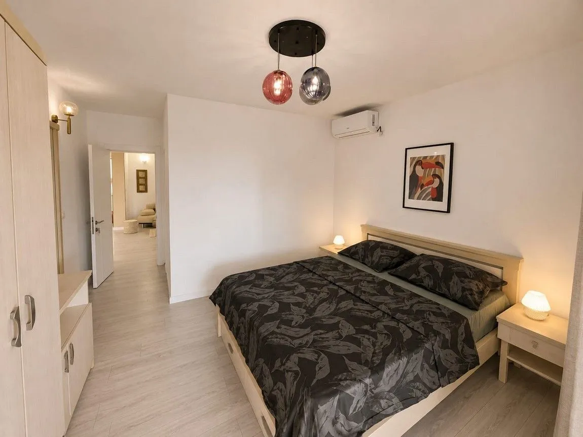 Sale, two bedroom apartment, 99m², Petrovac, Budva