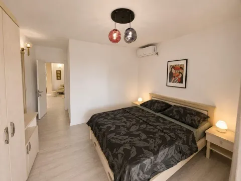 Sale, two bedroom apartment, 99m², Petrovac, Budva - image 20
