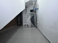 Izdavanje, poslovni prostor, 155m², Stari Aerodrom, Podgorica - image 16