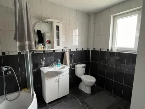 Prodaja, kuća, 344m², Aqua park, Jagodina - image 18