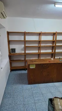 Poslovni prostor in Cemenca